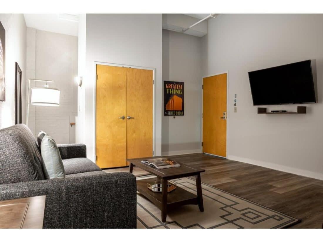 Bold 2Br 2Ba In The Block Apartment By Cozysuites! Indianapolis Eksteriør bilde