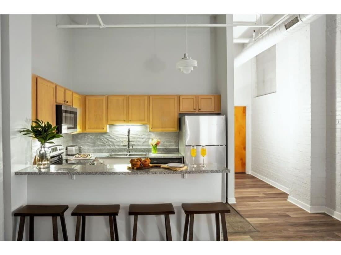 Bold 2Br 2Ba In The Block Apartment By Cozysuites! Indianapolis Eksteriør bilde